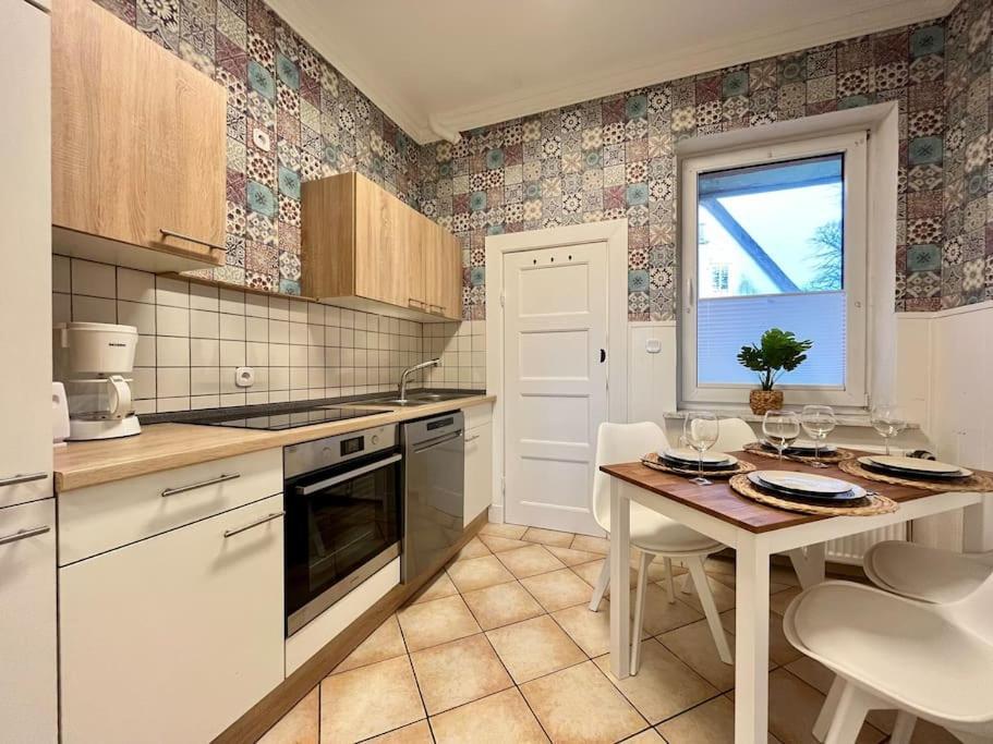 Apartment Perlmutt Mit Balkon Husum  Exterior photo